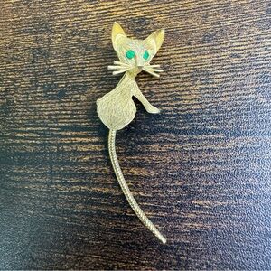Gold Cat Brooch with Green Eyes and Movable Tail Vintage 1960’s